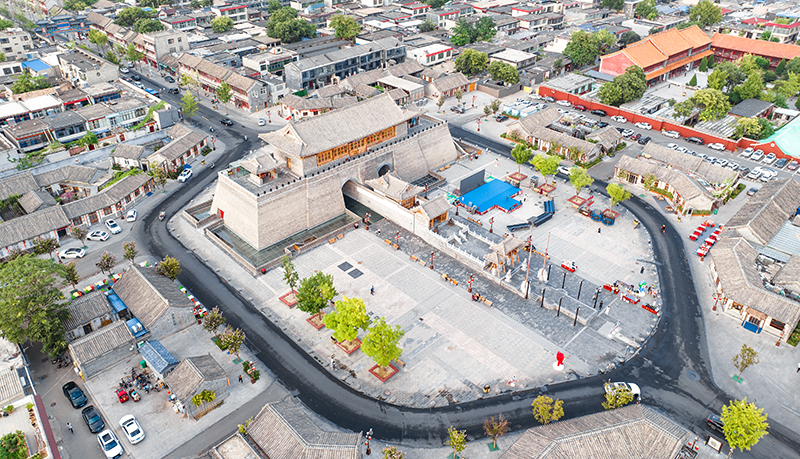 2022年9月8日,航拍河北正定古城阳和楼与正定历史文化街。